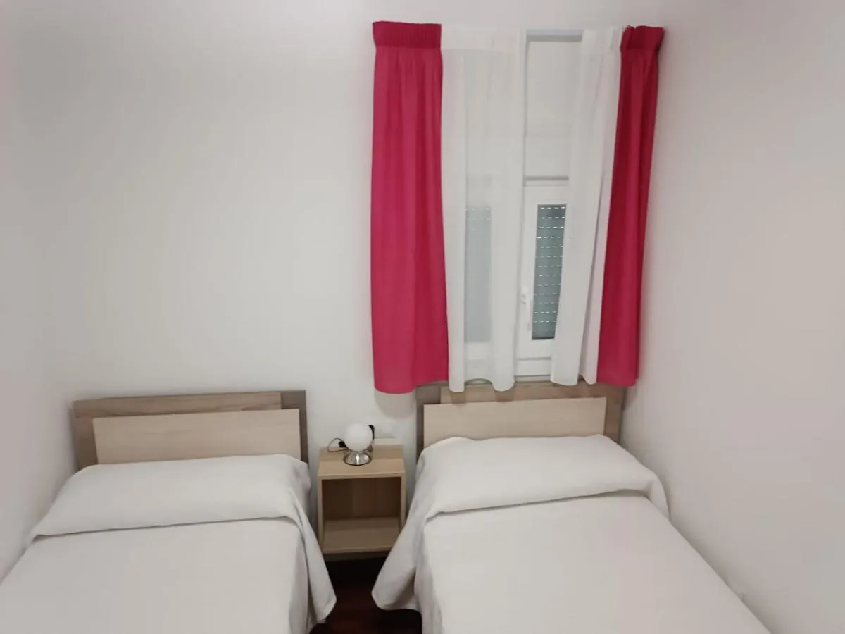 Lyrioshomes Apartamento Filpo Rojas , Sevilla 0*,