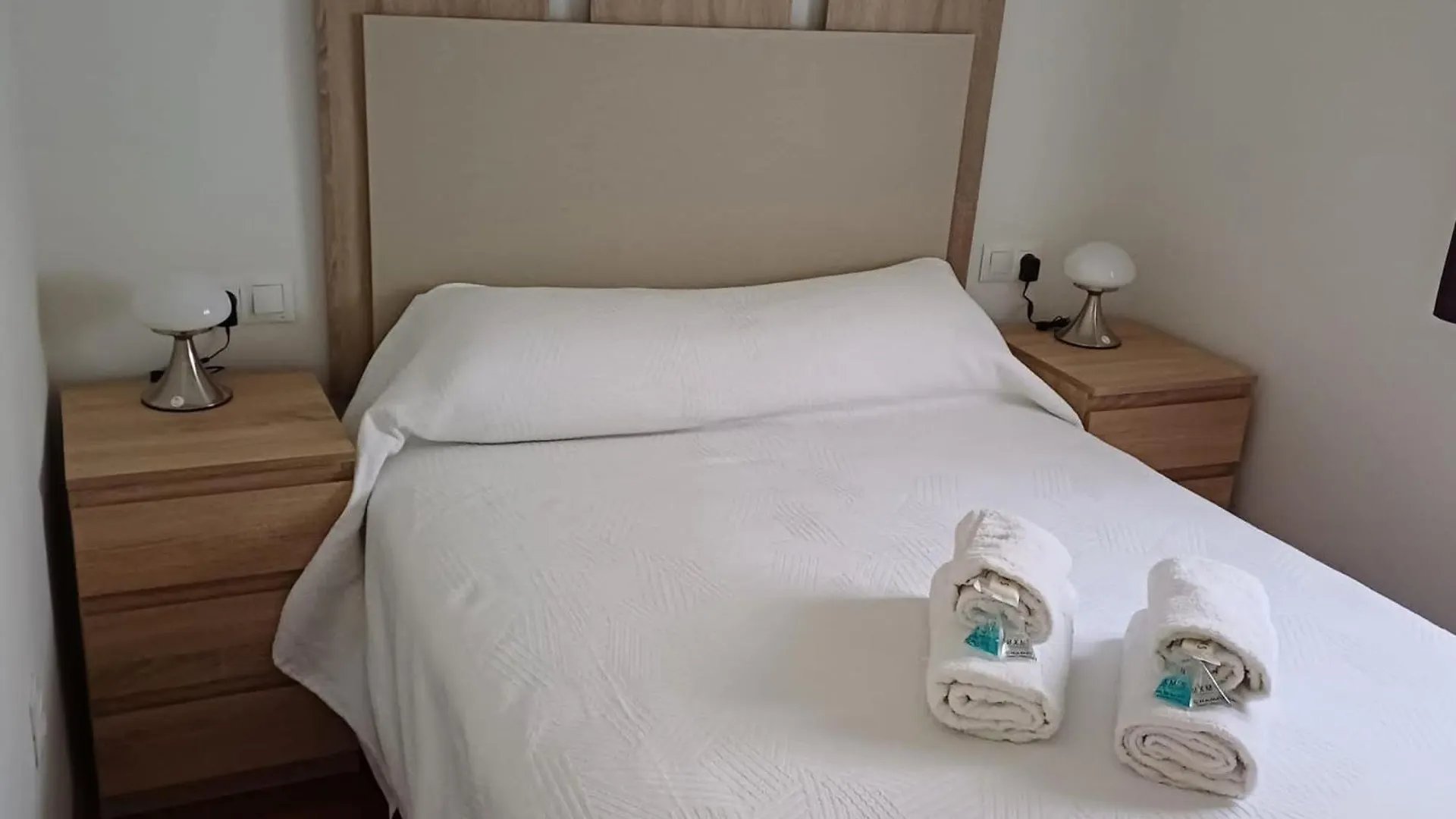 Lyrioshomes Apartamento Filpo Rojas , Sevilla 0*,  España